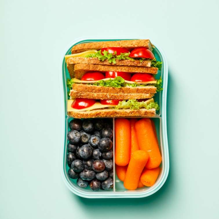 What to Pack in Your Child's Lunch for Swim Success